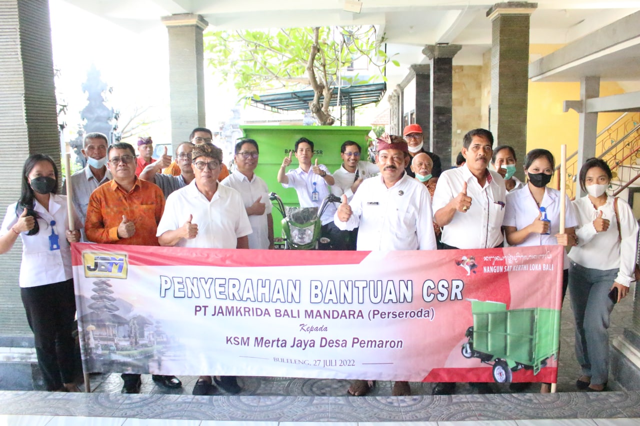 CSR-Penyerahan Motor VIAR kepada KSM Merta Jaya