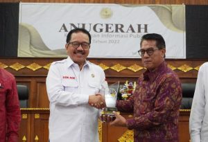 Jamkrida Bali Raih Penghargaan Keterbukaan Informasi Publik Tahun 2022
